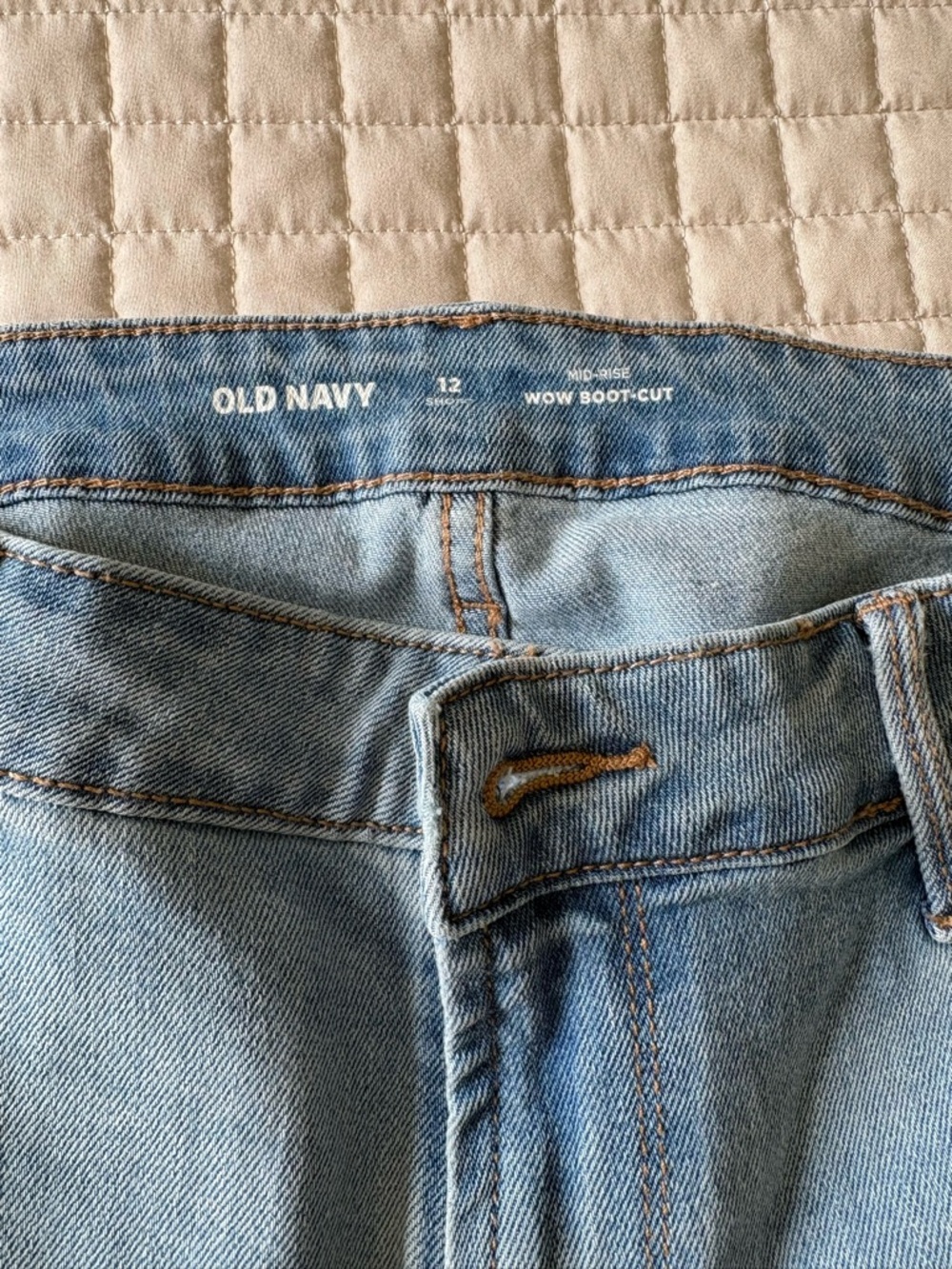 Old Navy Light Blue Bootcut Jeans - women’s